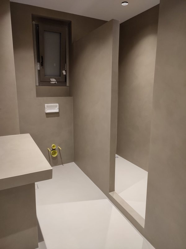 πατητή τσιμεντοκονία σε μπάνιο_1